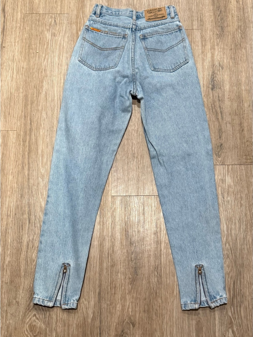 Vintage 80s Jordache Basics Jeans 1/2 High Rise Light Wash Ankle Zip Mom 27” ins